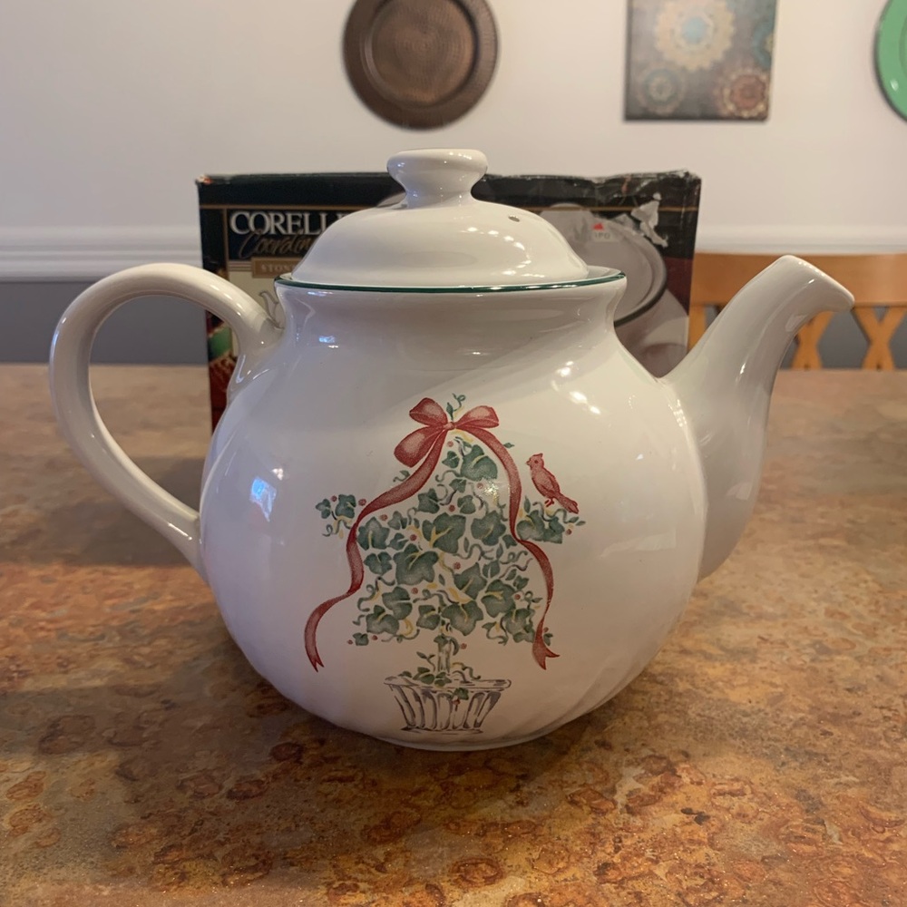 Corelle Coordinates Stoneware Teapot Callaway Holiday